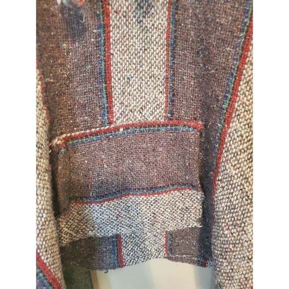 Small grey Baja poncho hoodie gently use - Picture 9 of 9